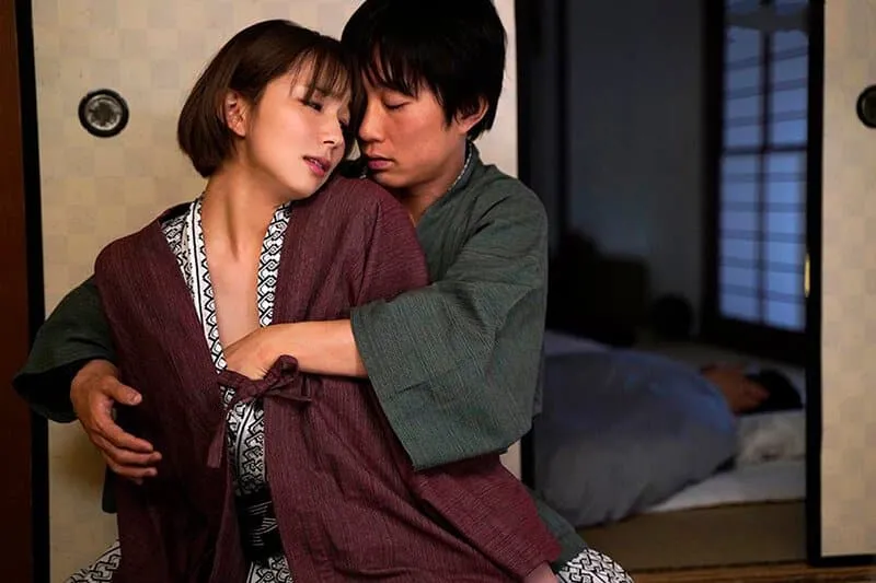 Chuyến đi suối nước nóng chịch cô bạn thân của cô vợ sắp cưới có thai cmnl