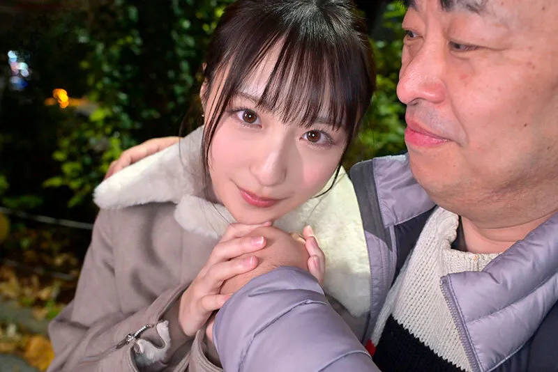 ông chú có một ngày kiệt sức với bé đường trẻ đẹp mơn mởn