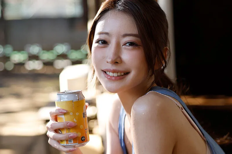 Kỷ niệm mùa hè khó quên với chị nhà bên mà tôi yêu mến trở về quê sau bao năm