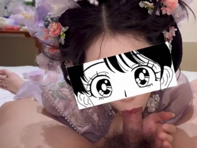 Gái xinh trong bộ đồ bé gái mút cục thịt cực đã