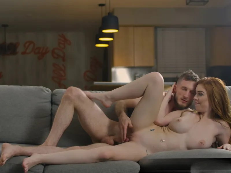 đang tăng ca mà con ghệ cứ dùng bím dụ tôi doggy cùng em